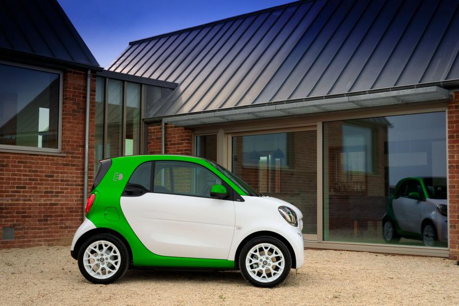  Smart ForTwo Prime Coupe Clectric Drive (C453) 2017 года  (UK) (фото 3 из 32)